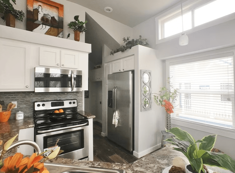 Still water kitchen home features