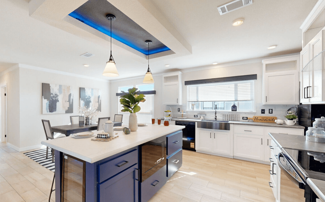 Cimarron 32563a interior home features
