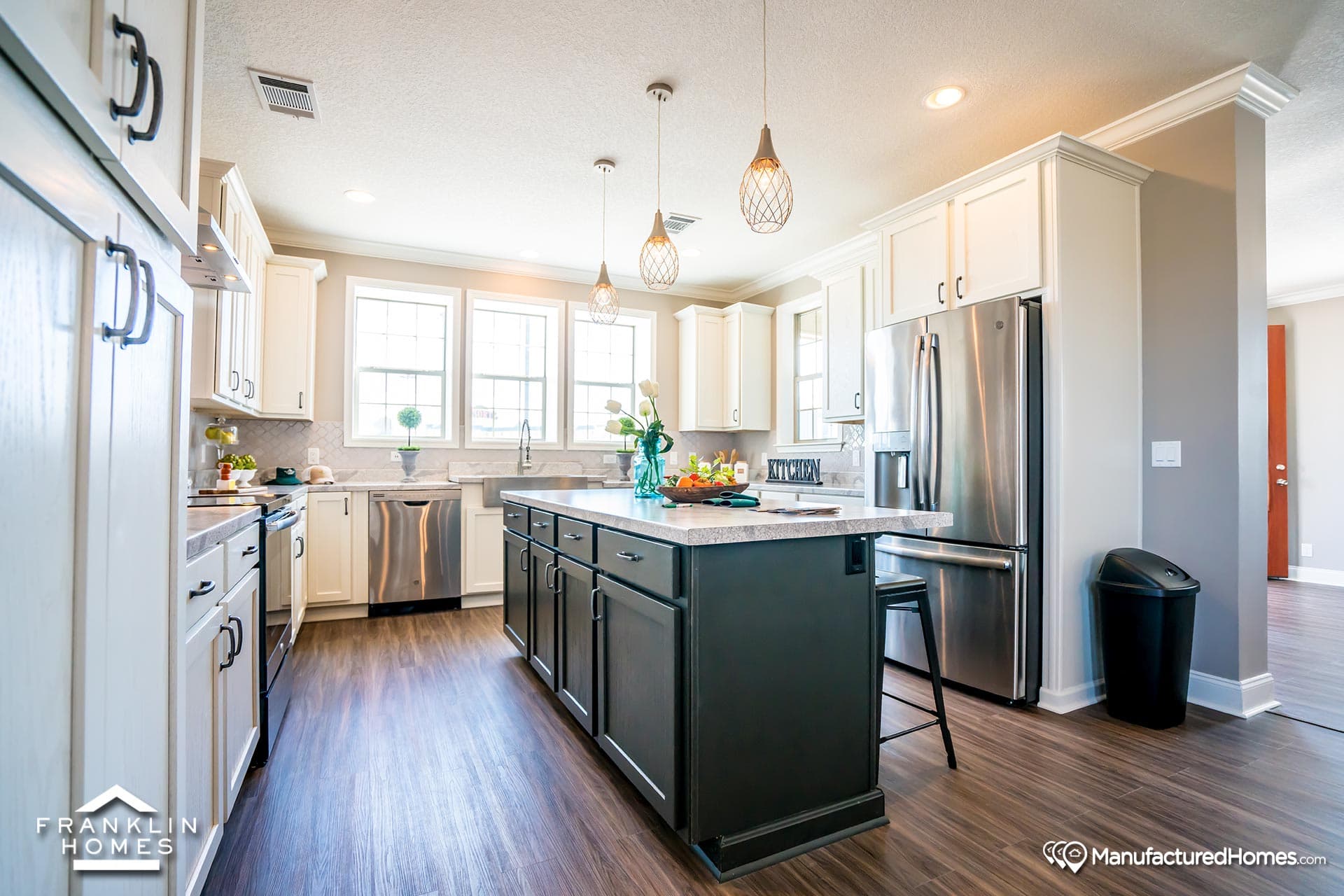 Coach house kitchen home features