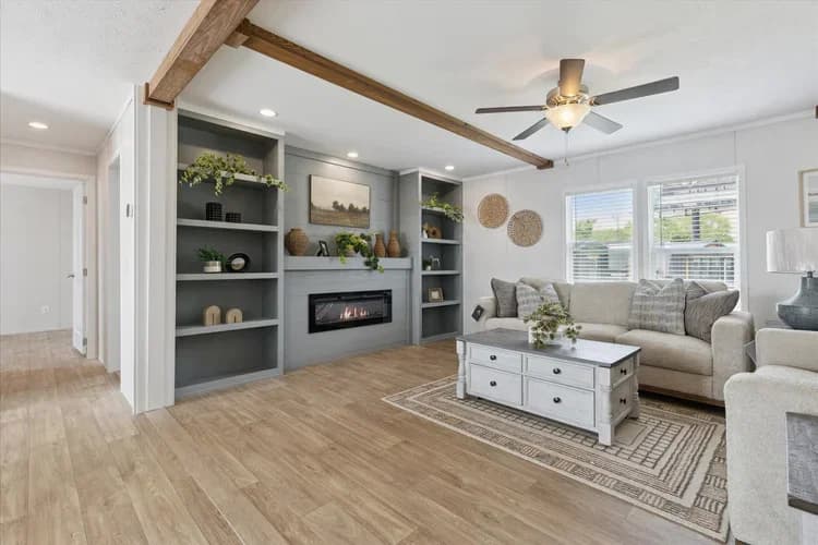 Fremont interior home features