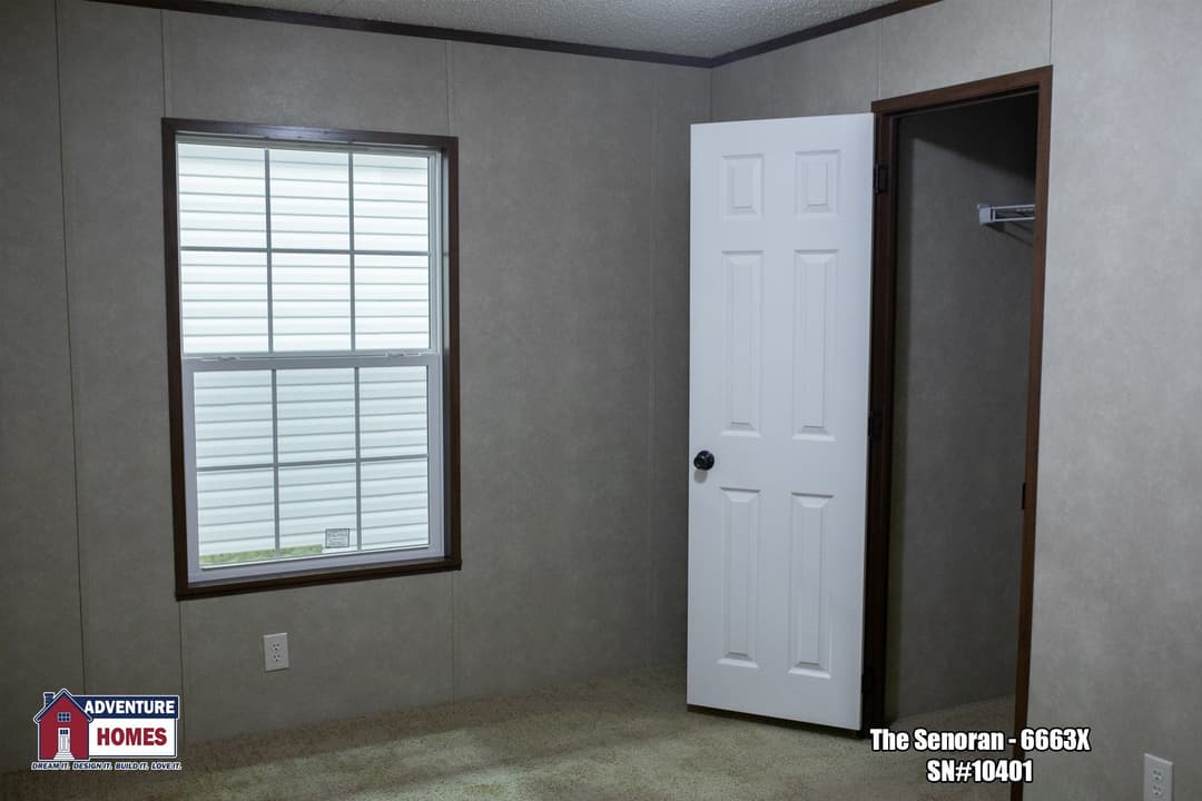 Senoran | 6663x bedroom home features
