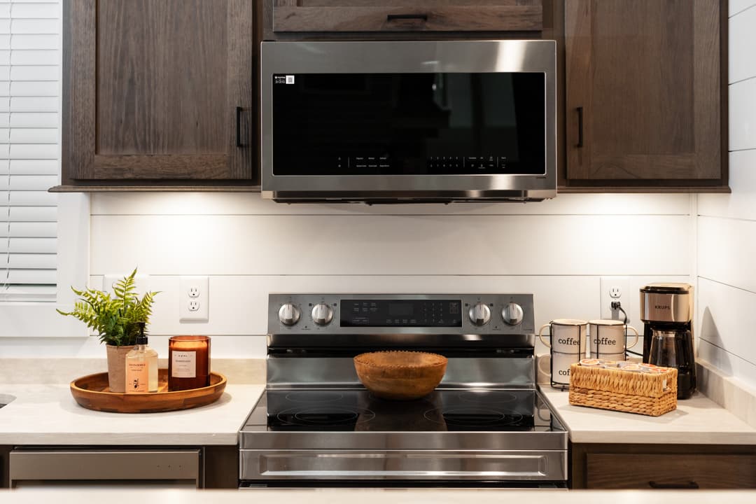 Kinlock kitchen home features