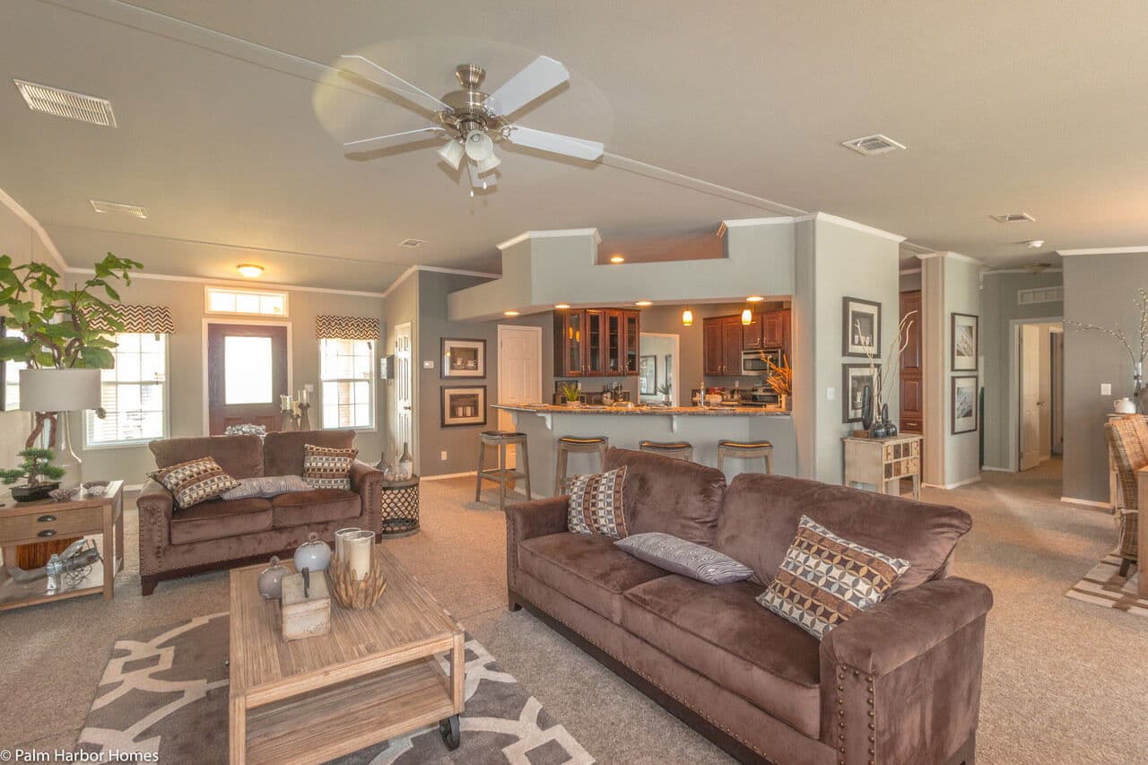 Hacienda flex 57604a interior home features