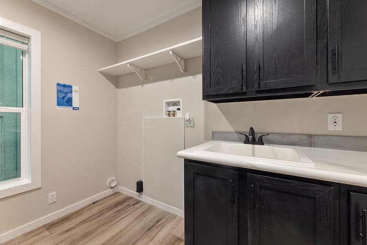 Atmos 28603n interior home features