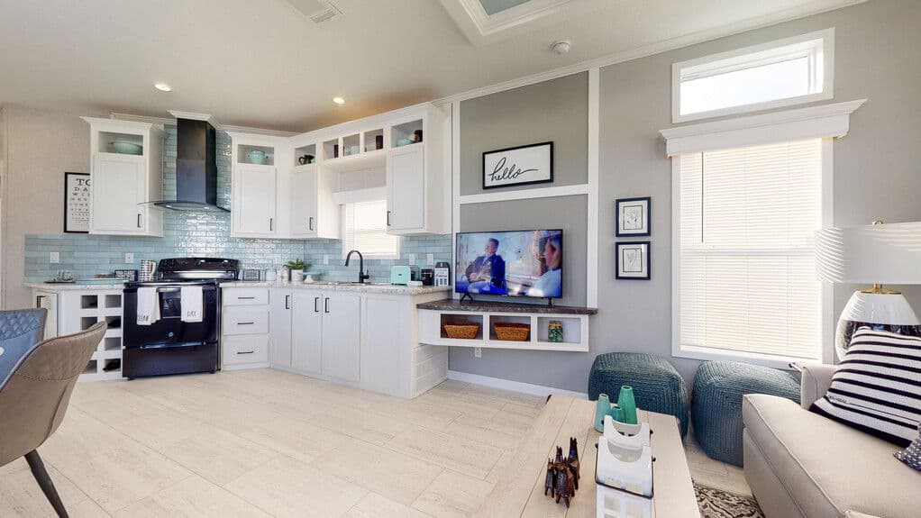 Lake charles 13361b interior home features