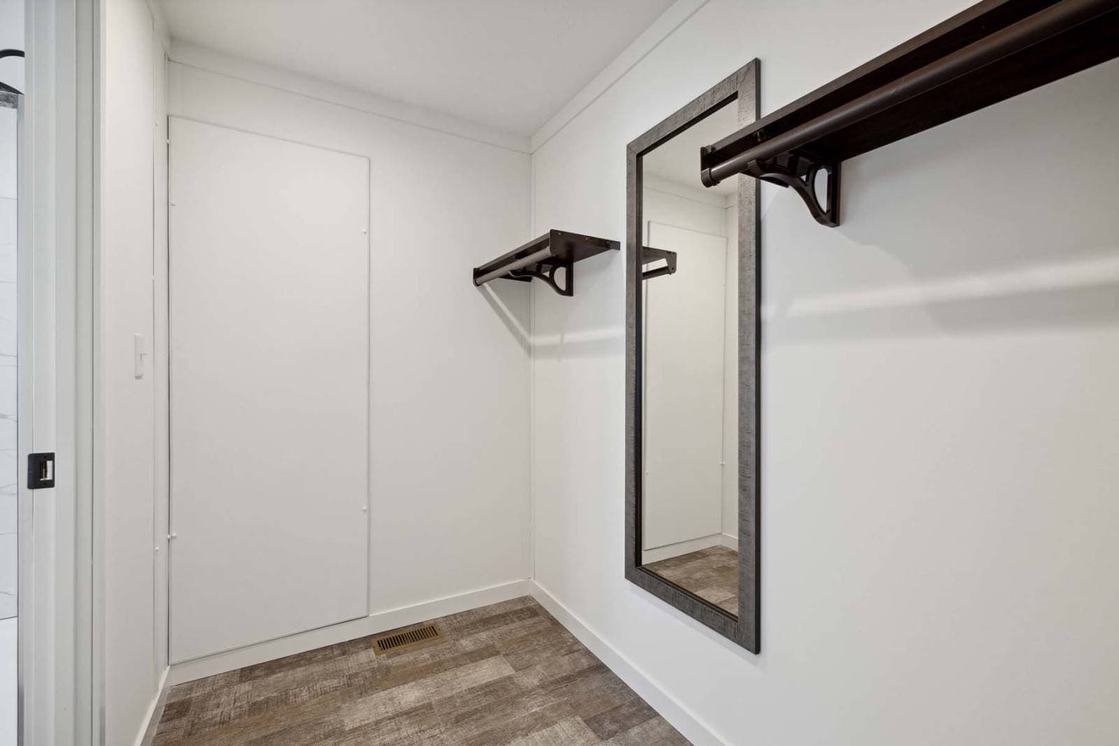 Elevate 60 bedroom home features