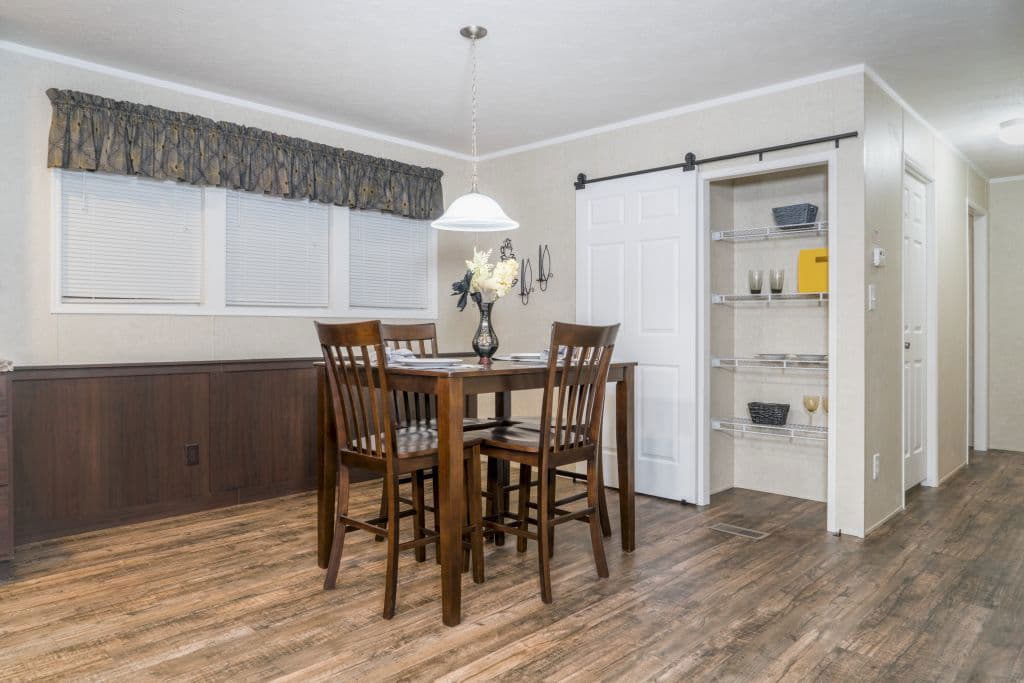 Astro elite ranch 3a2804-p interior home features