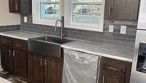 Legend 3276502 kitchen home features