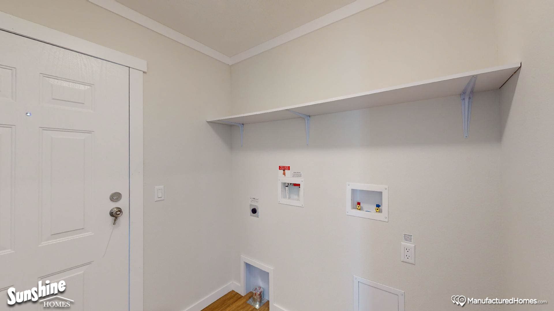 Chc1680-101 interior home features