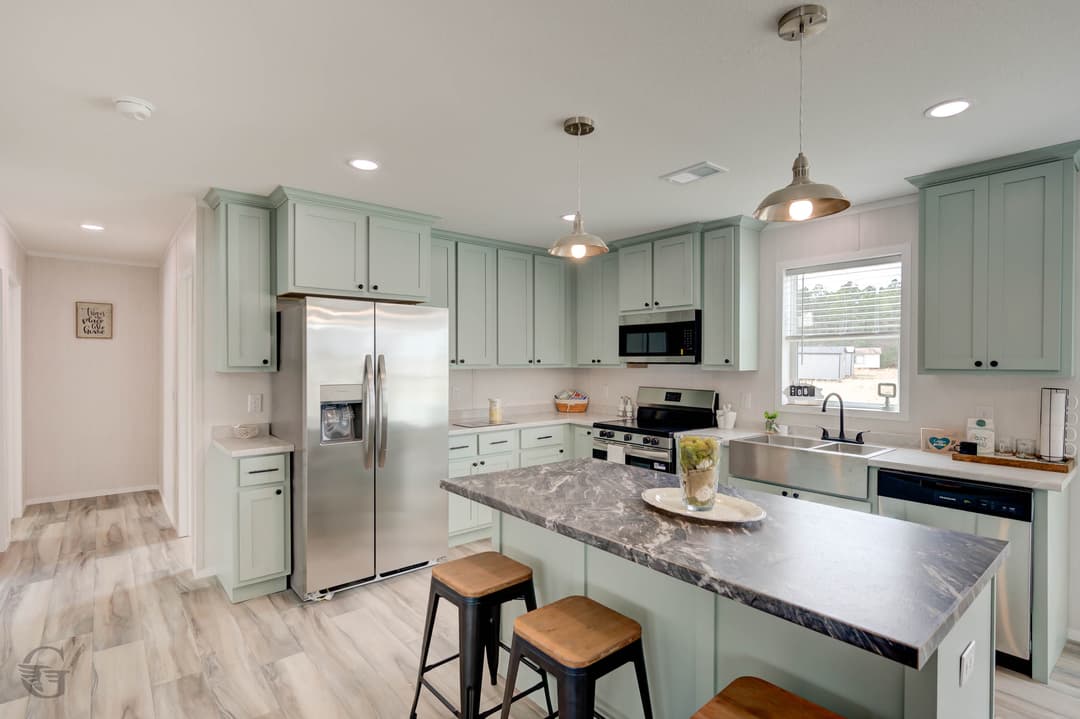 The thaddeus kitchen and hero home features