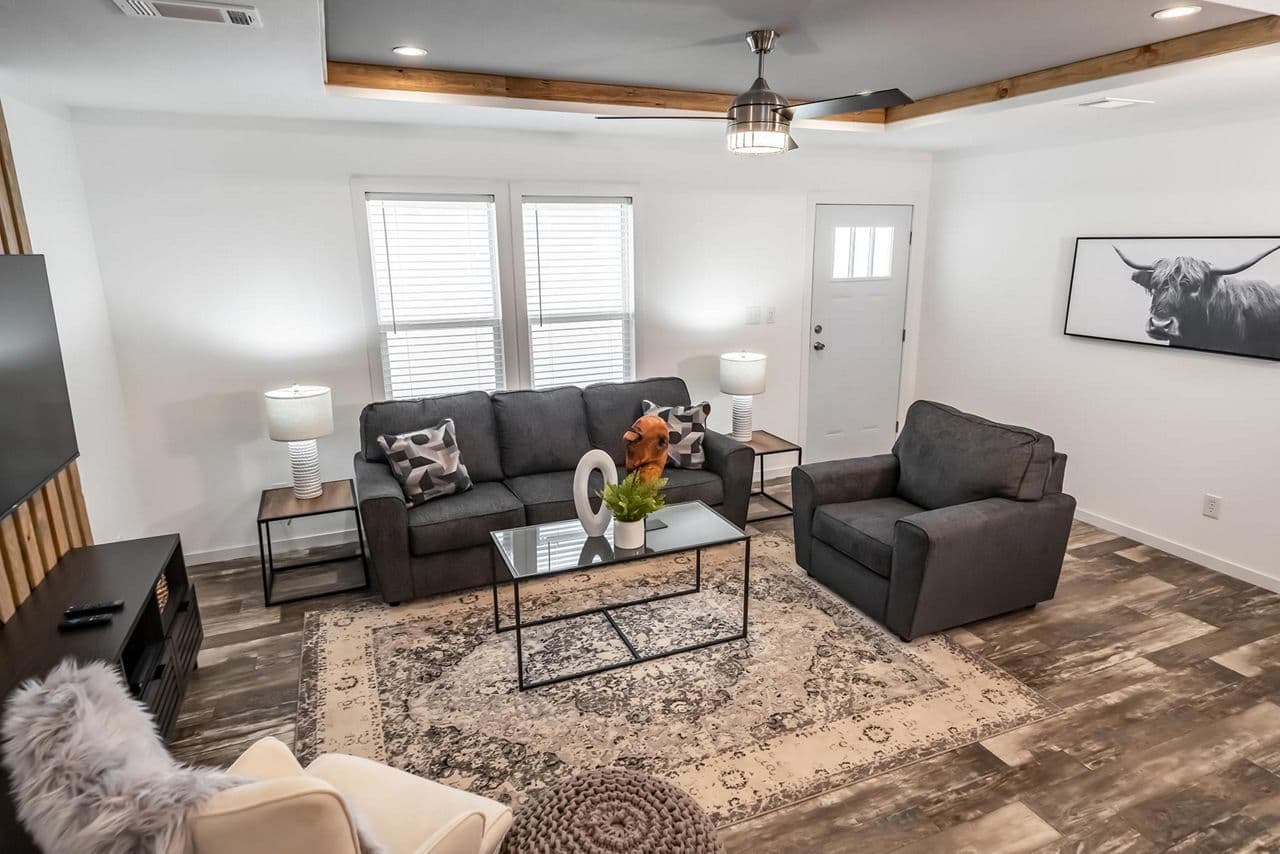 The pelican interior home features