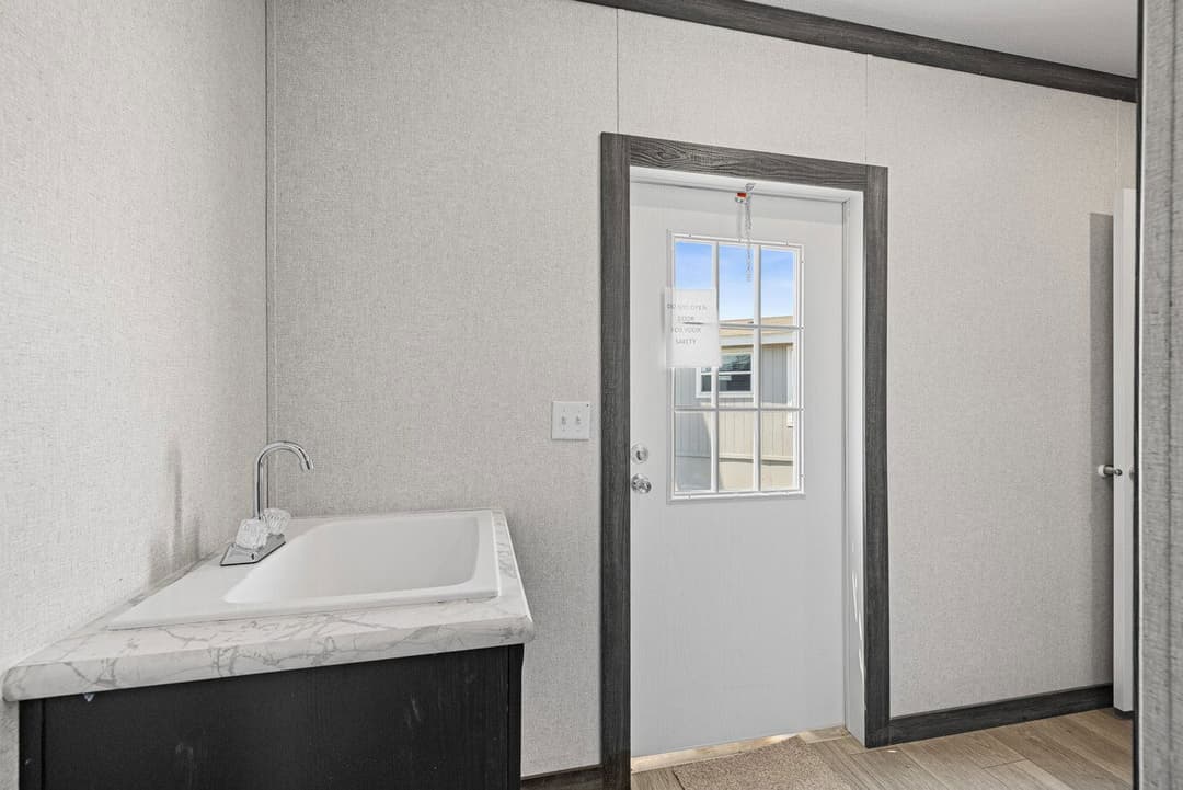 Pecan valley  30683p interior home features