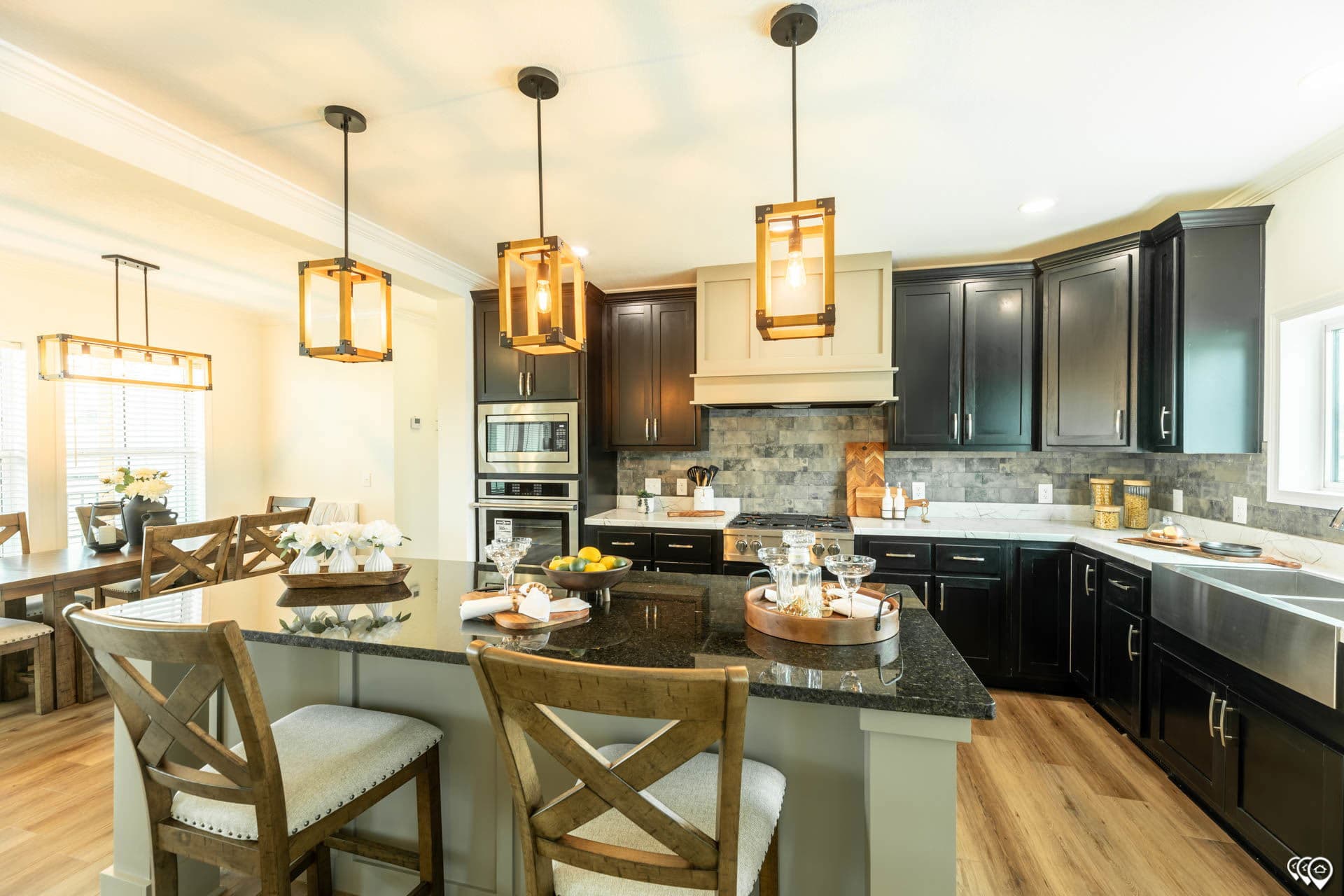 Pri3268-2069 kitchen home features