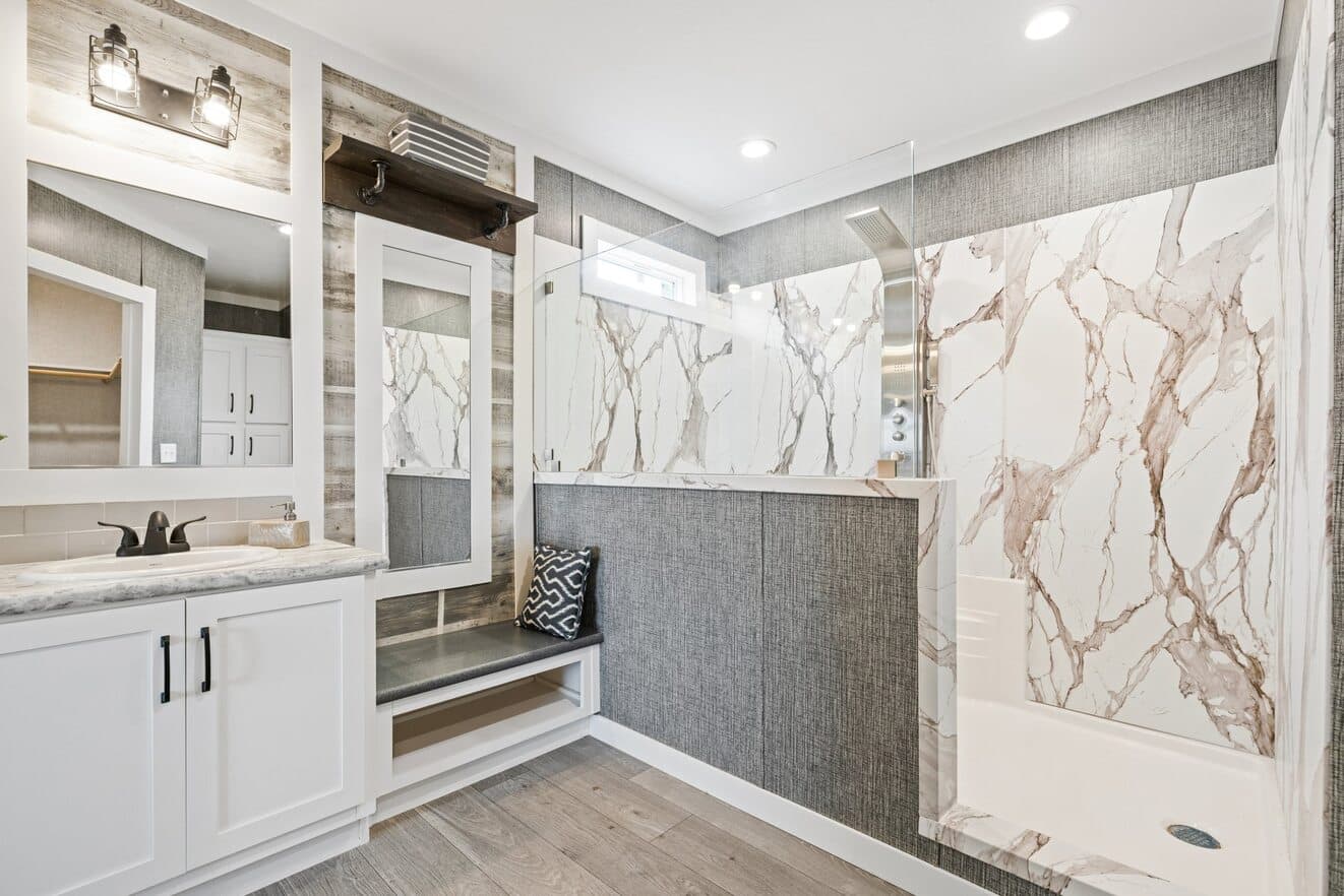 Horizon 30563z bathroom home features