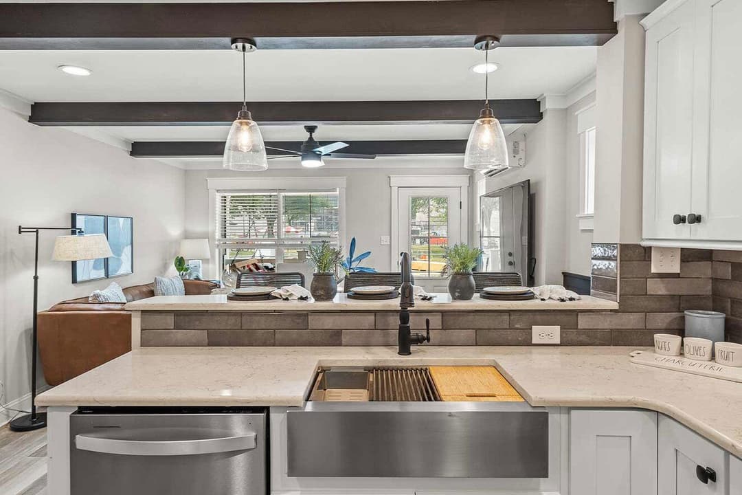 Sanibel duplex kitchen home features