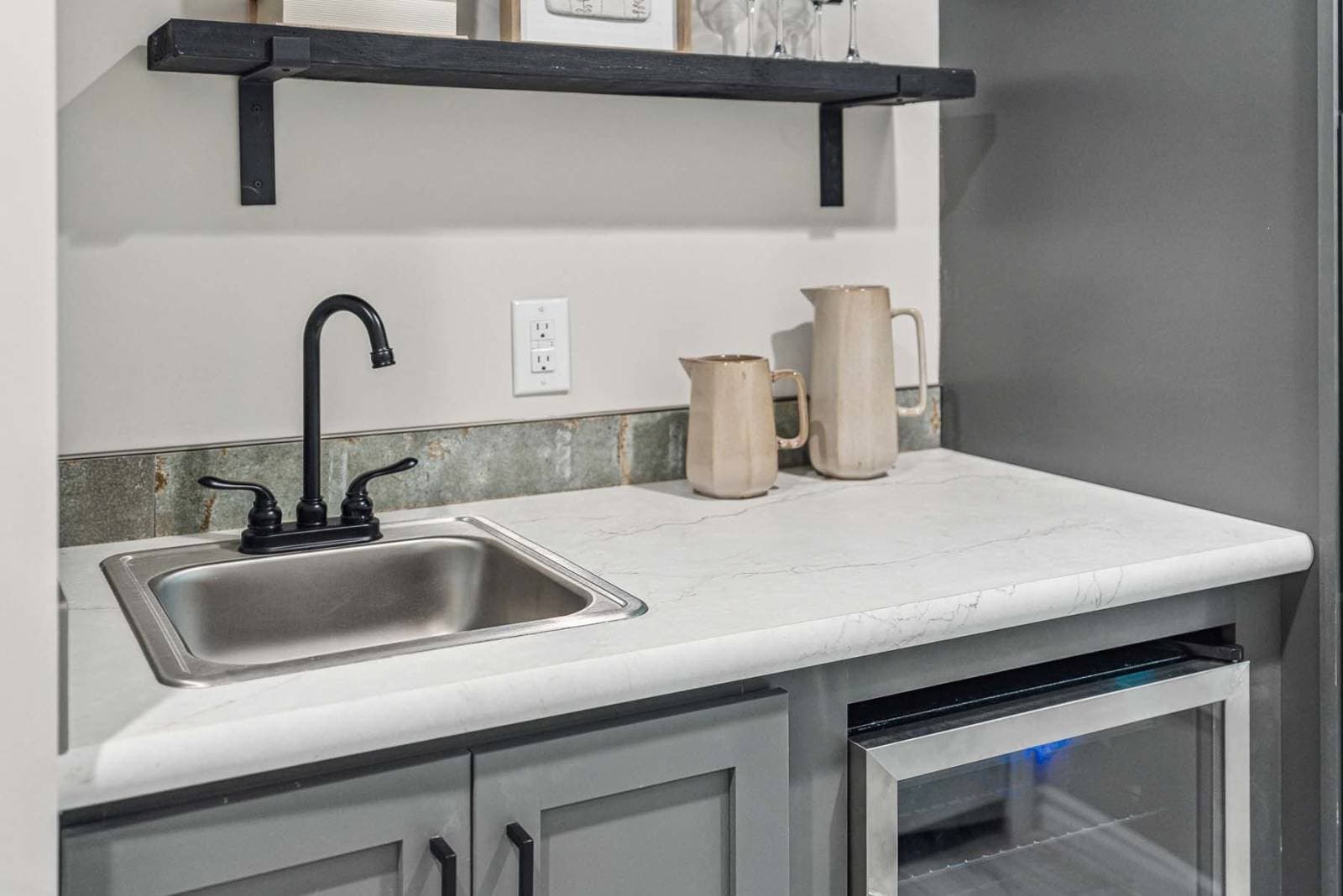 Bay springs c804 interior home features