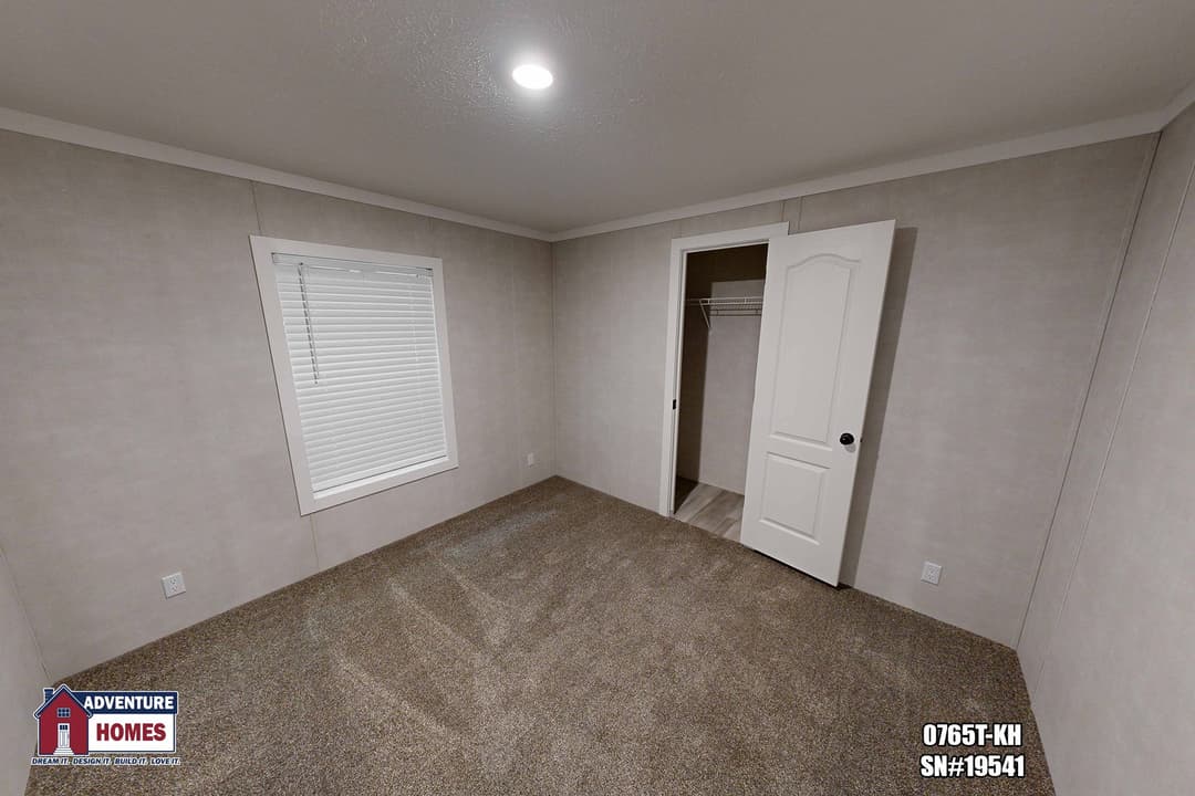 0765t-kh bedroom home features