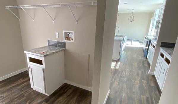 Icon 2856507 interior home features