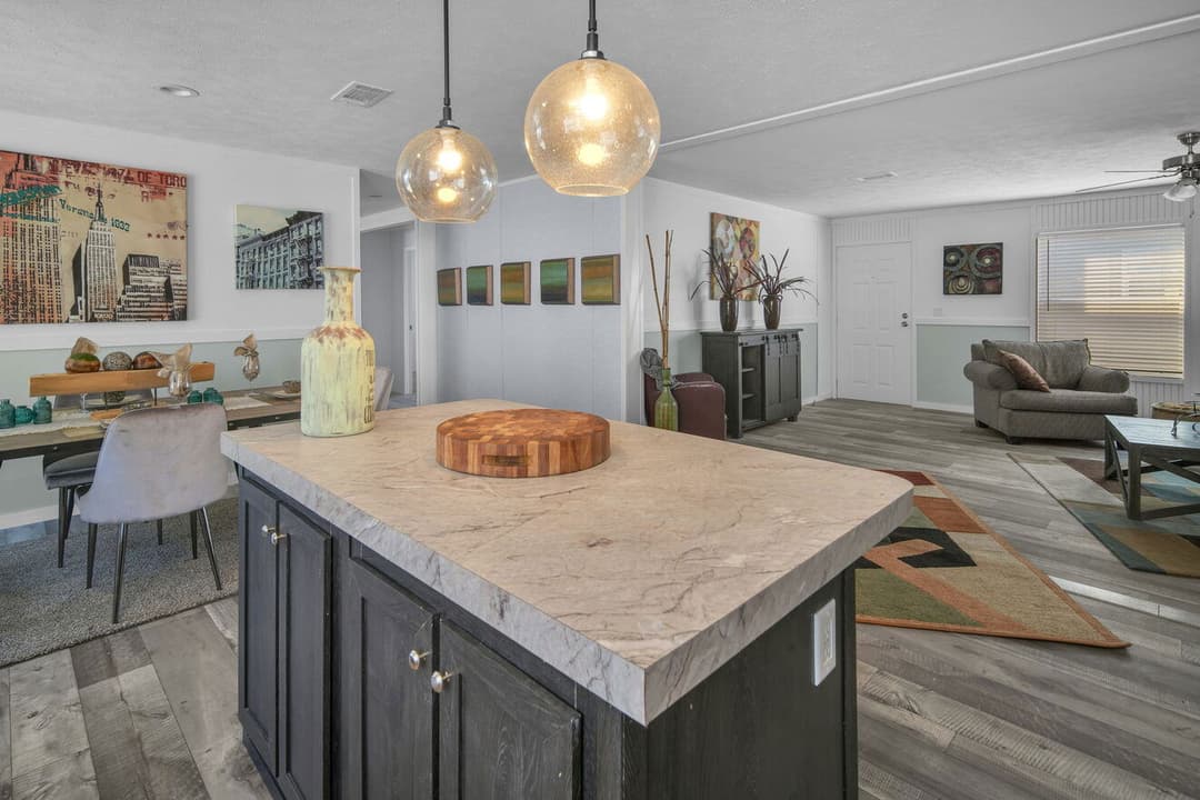 Valu premier 32643g interior home features