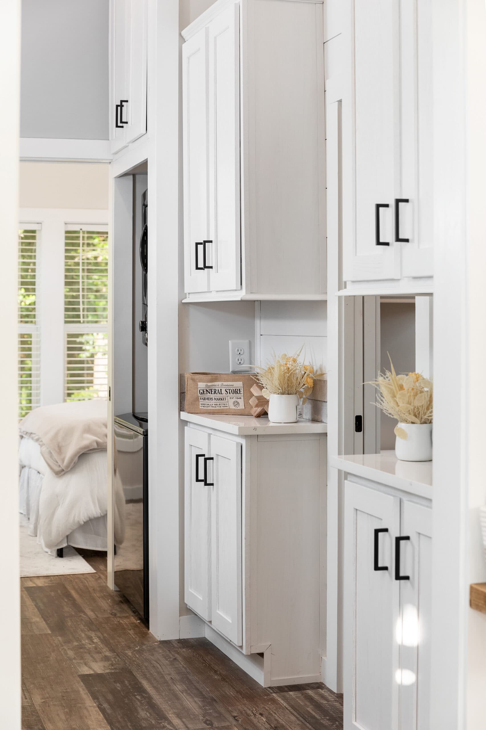 Cahaba interior home features