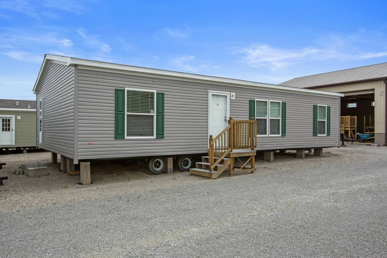 Express 28443w exterior, elevation, and hero home features