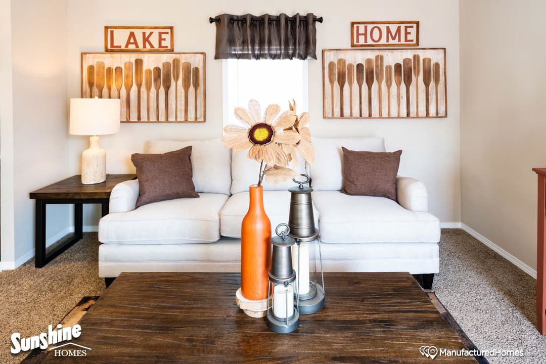 Pri1680-1001 interior home features