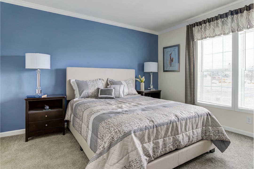 Spectra rh7100 bedroom home features