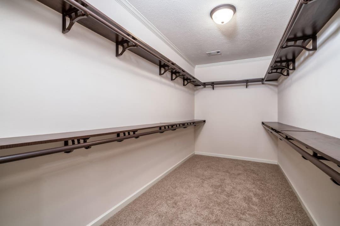 The kairos ii interior home features