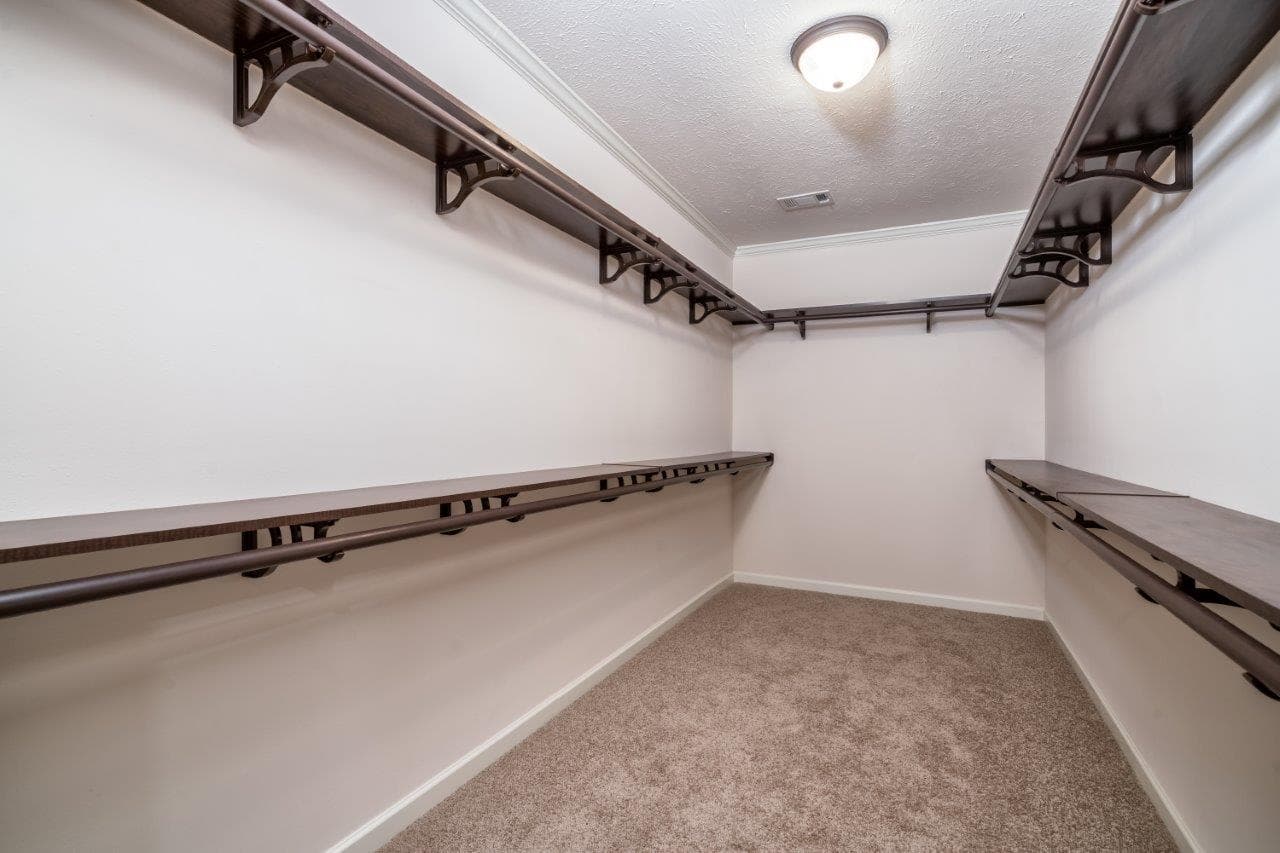 The kairos ii interior home features