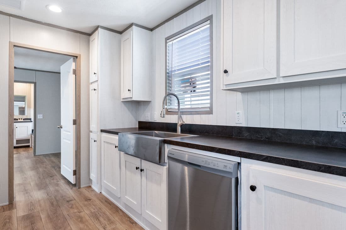 Resolution 16763k kitchen home features