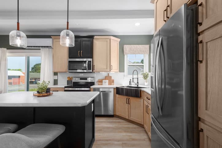 Meadowbrook 32361a kitchen home features