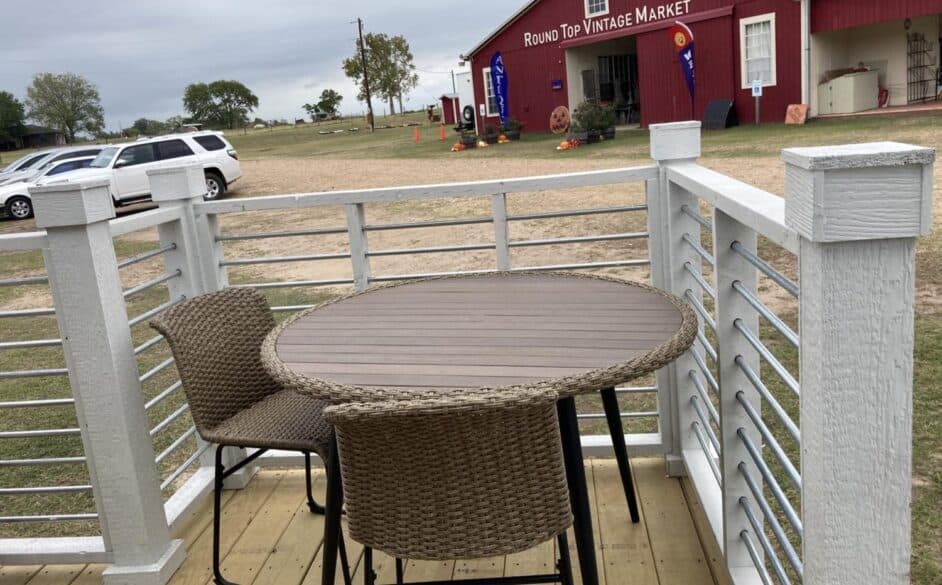 Mockingbird d50ep8 exterior home features