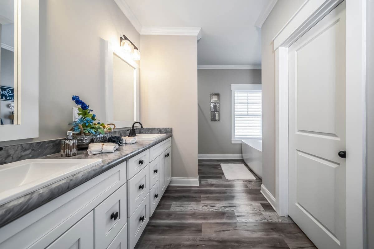 Sparta ranch bathroom home features