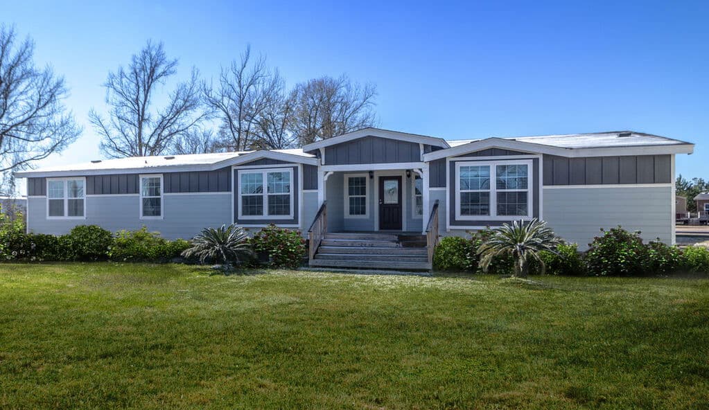 Hacienda iii 41764a elevation and exterior home features