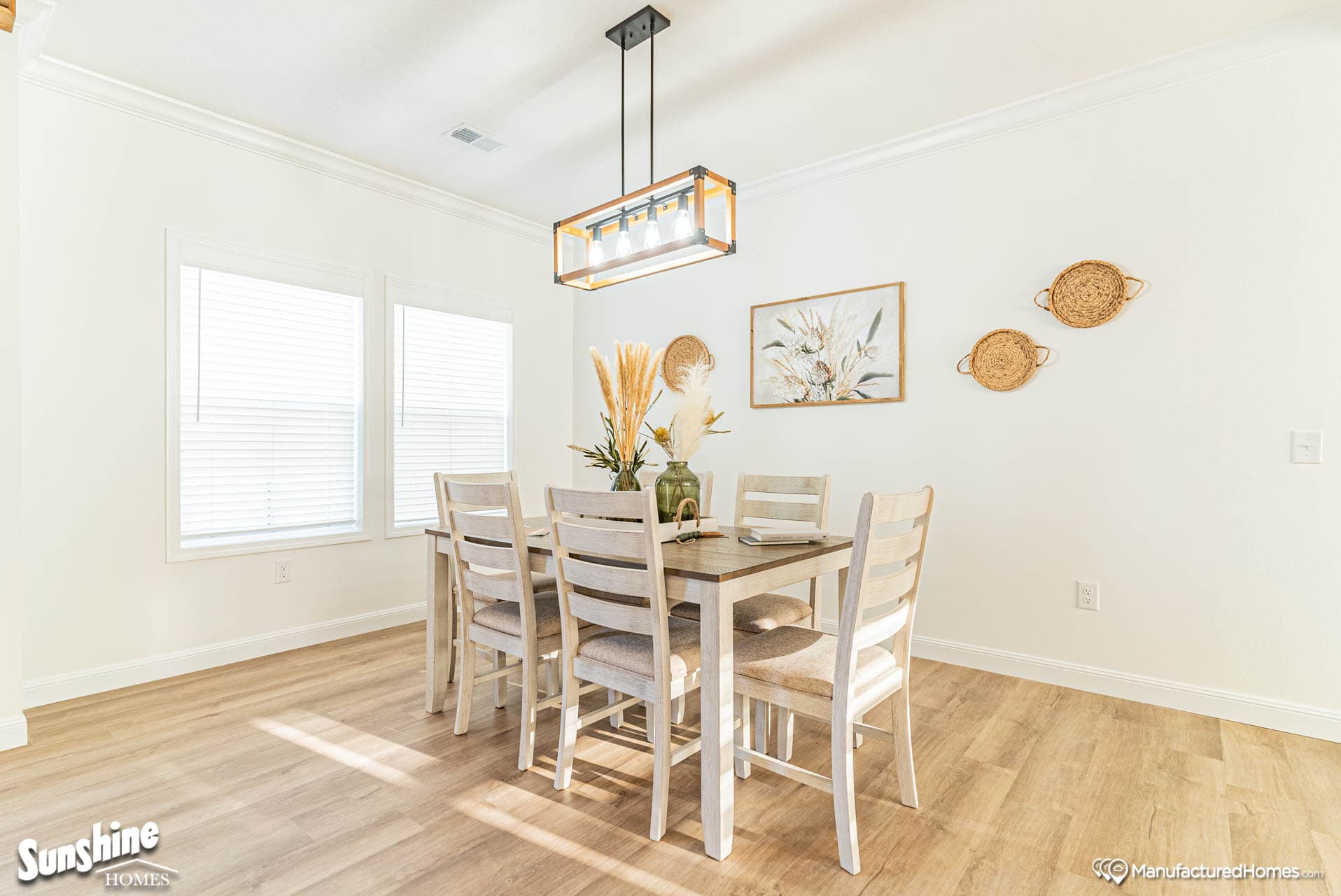 Pri3284-2058 "the talladega" interior home features