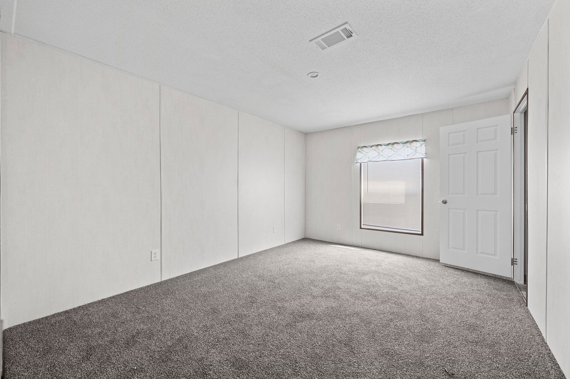 5k bedroom home features