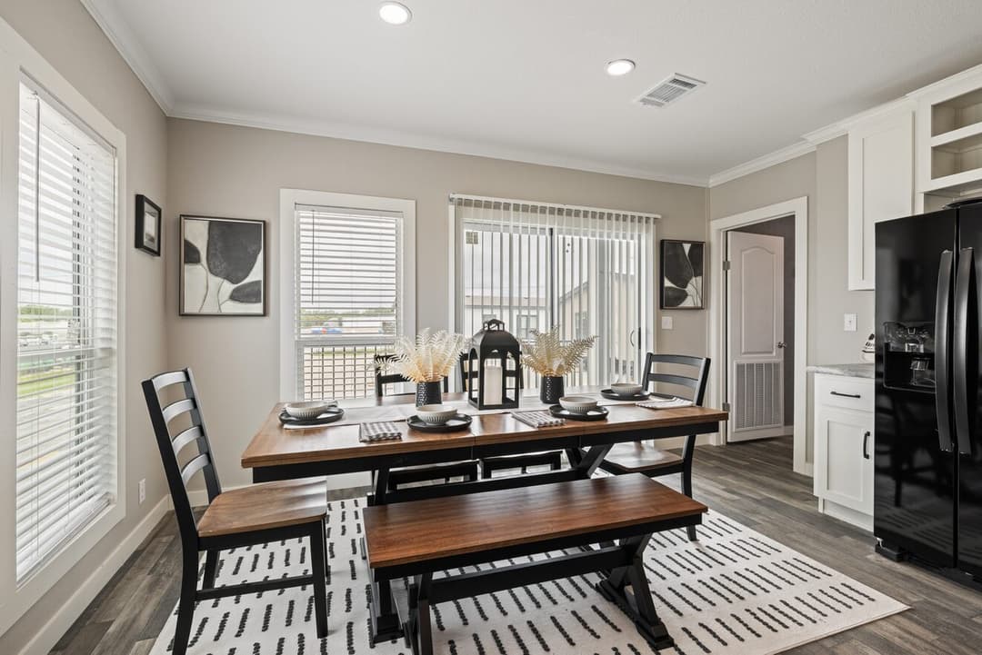 Palladium 32664d interior home features