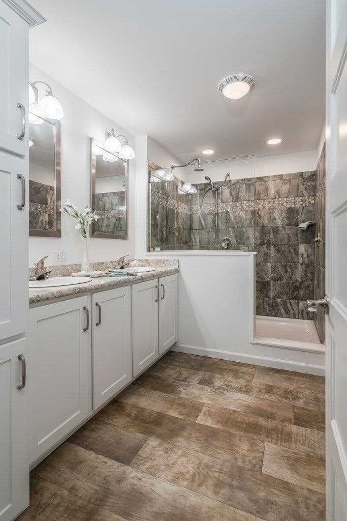 Astro creations ranch 3a2043-v bathroom home features