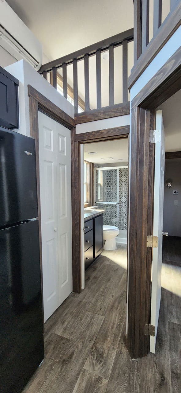 Cardinal interior home features