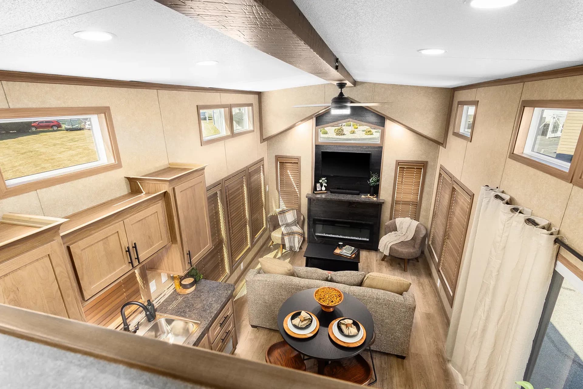 Island 5065 interior home features