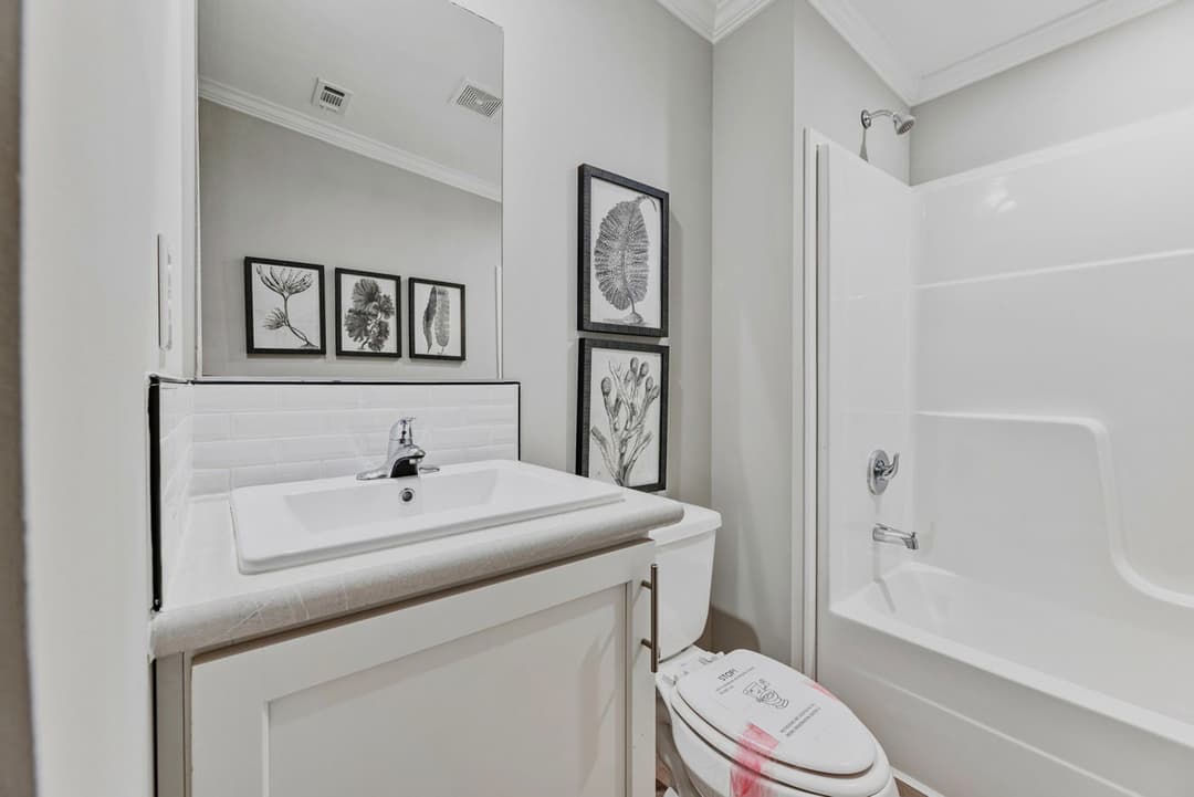 Kennedy ii 30603d bathroom home features