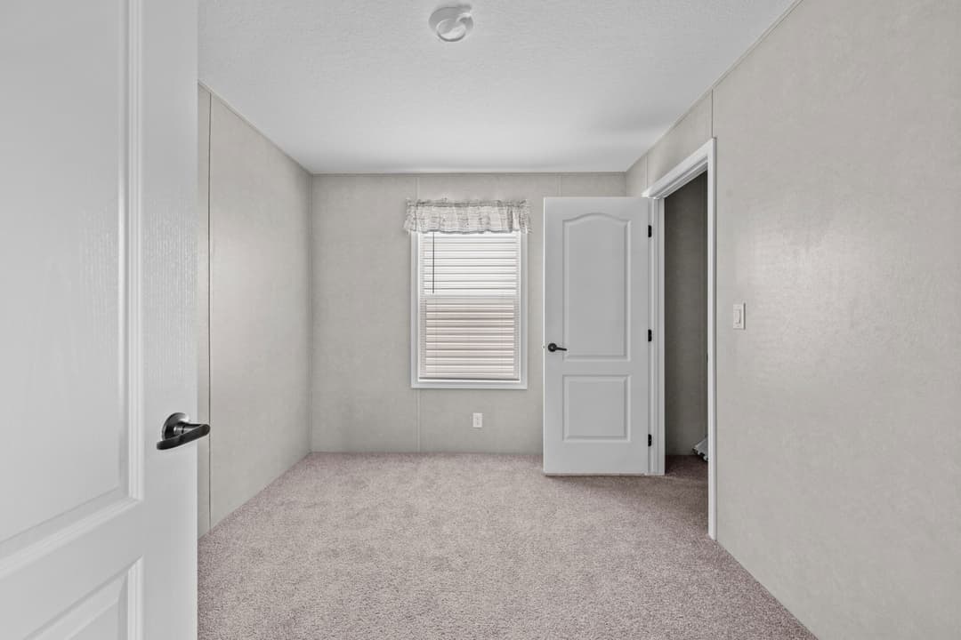 Palm coast bedroom home features