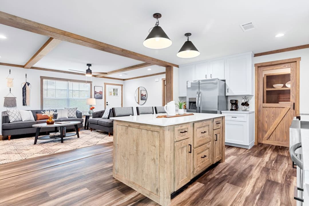 Farm 3 flex kitchen home features