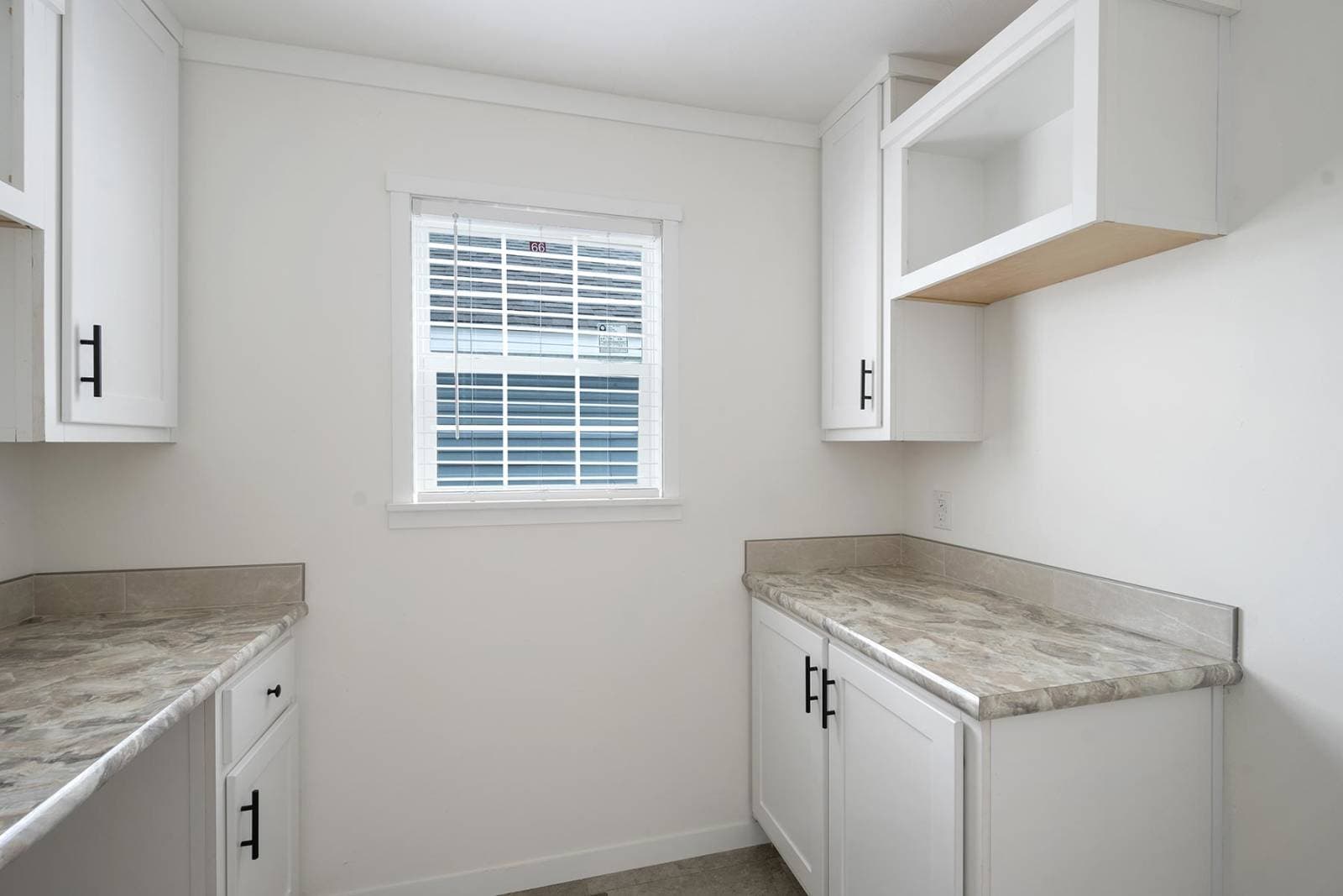 East point - elevate 52 interior home features