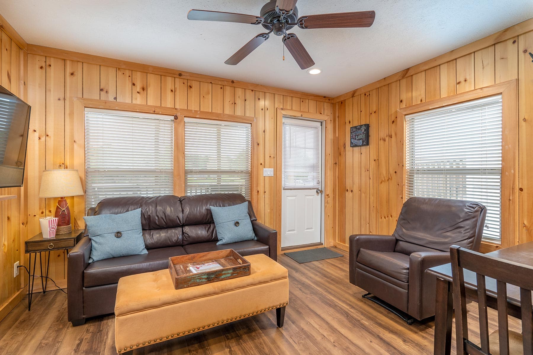 Shore park 4110b interior home features