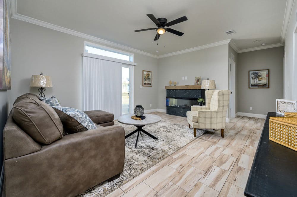 Edgewater ii interior home features