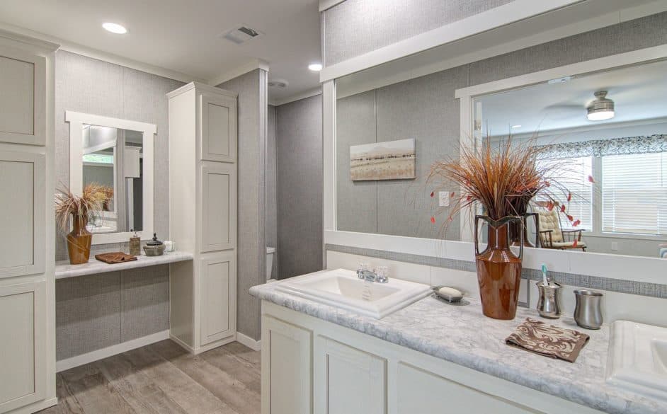 Cheyenne t66a bathroom home features