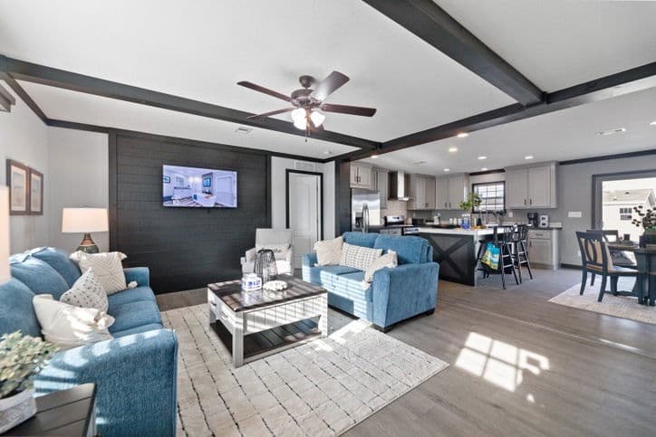 Sparrow 32725a interior home features