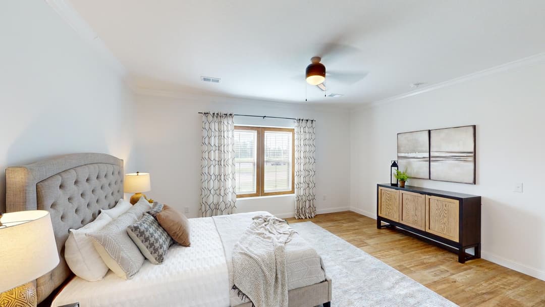 Pri3284-2010-2 bedroom home features