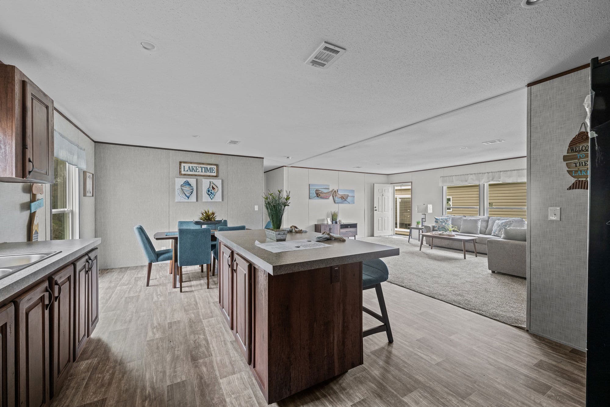 The messi kitchen and hero home features